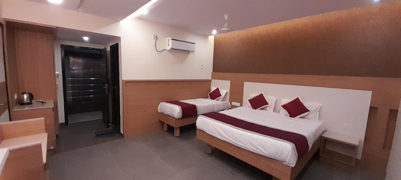 Hotel Golden Sand Velankanni Exterior photo