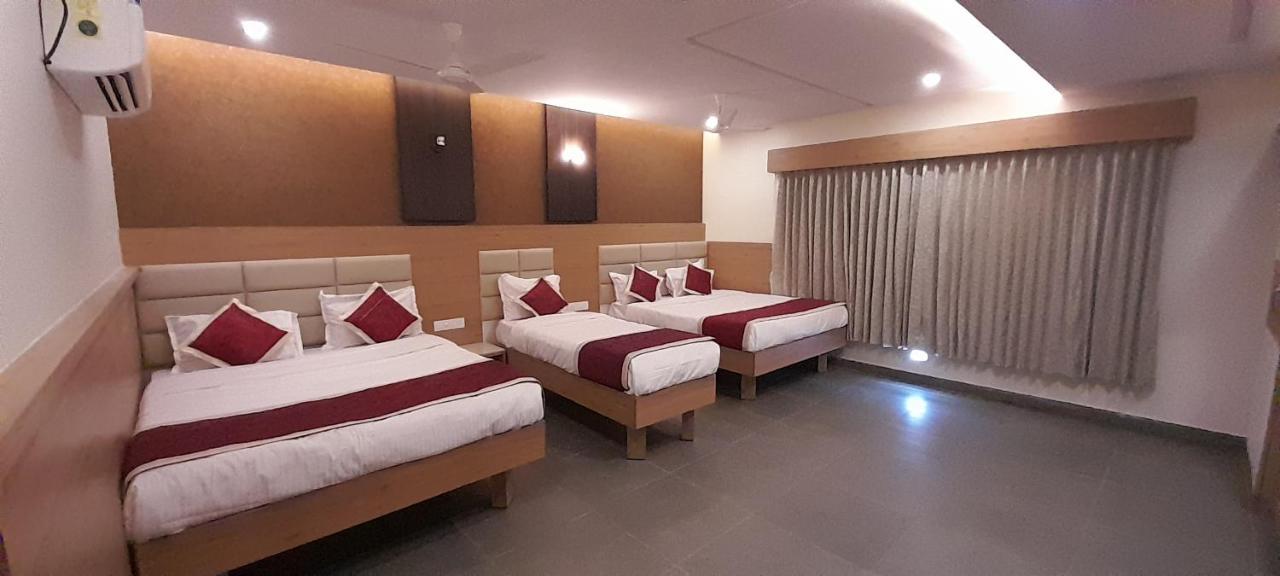Hotel Golden Sand Velankanni Exterior photo